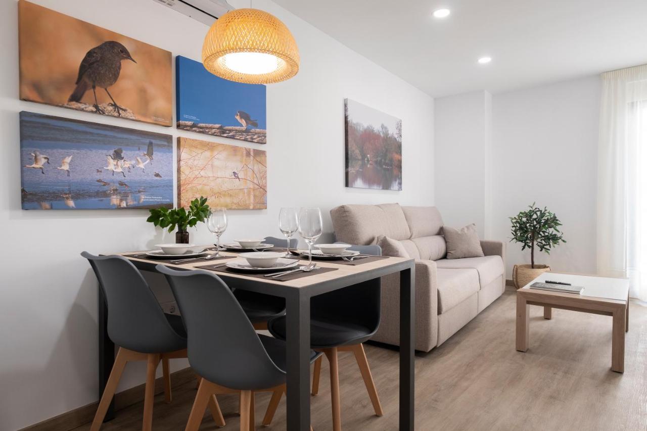 סלאמנקה Luxor Torre Del Clavero Apartments מראה חיצוני תמונה