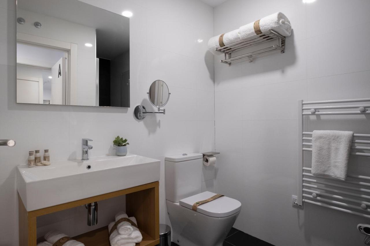 סלאמנקה Luxor Torre Del Clavero Apartments מראה חיצוני תמונה
