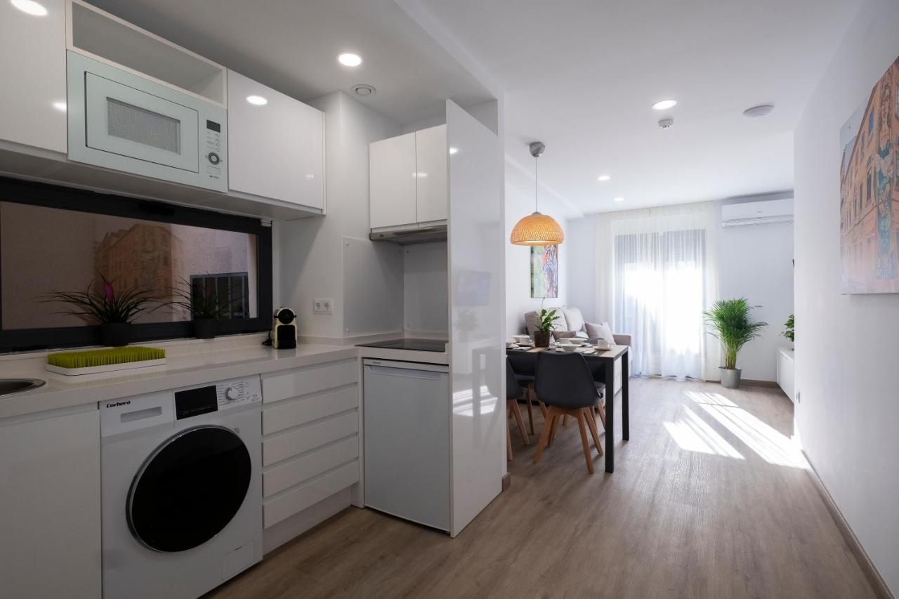 סלאמנקה Luxor Torre Del Clavero Apartments מראה חיצוני תמונה