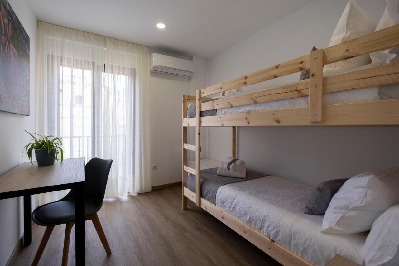 סלאמנקה Luxor Torre Del Clavero Apartments מראה חיצוני תמונה