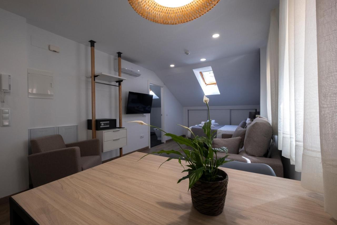 סלאמנקה Luxor Torre Del Clavero Apartments מראה חיצוני תמונה