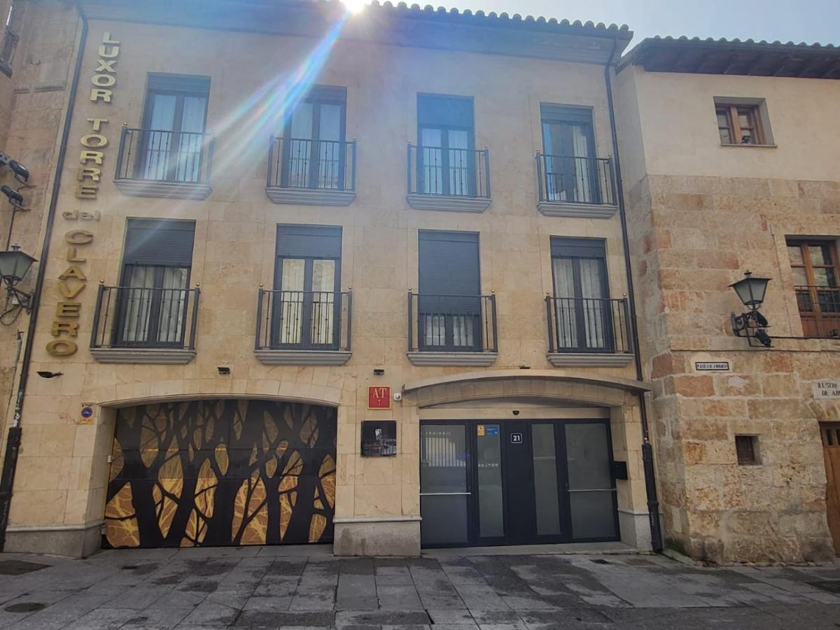 סלאמנקה Luxor Torre Del Clavero Apartments מראה חיצוני תמונה